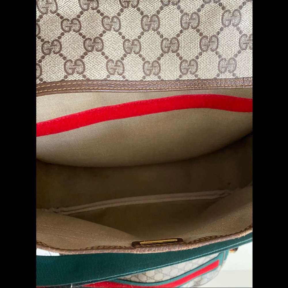 Authentic Vintage Gucci Messenger Bag - Picture 3 of 11